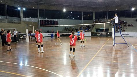 Universitas supera a Escola Americana pelo feminino da 7ª Copa TV