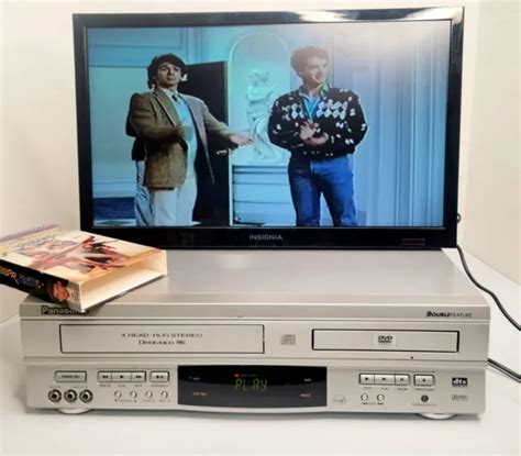 PANASONIC PV D4752 DOUBLE Feature DVD VCR Combo VHS Player Recorder EUR