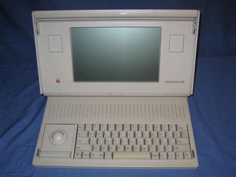 Macintosh Portable - computers.popcorn.cx