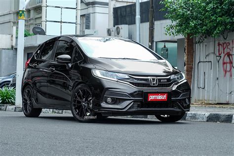 Permaisuri OZ Racing Italia 150 Ft Honda Jazz RS GK5