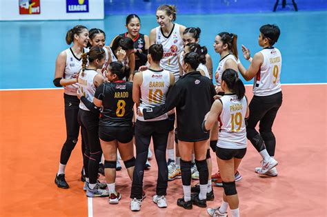 PLDT Smashes Choco Mucho S QF Hopes Nails No 4 Seed News PVL