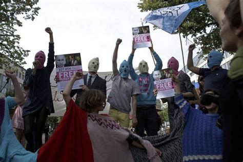 Photos Pussy Riot Fans Protest After Band S Guilty Verdict The Globe And Mail
