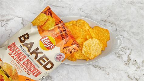 Lay S Blt Cuban And Buffalo Chicken Sandwich Inspired Chips Review