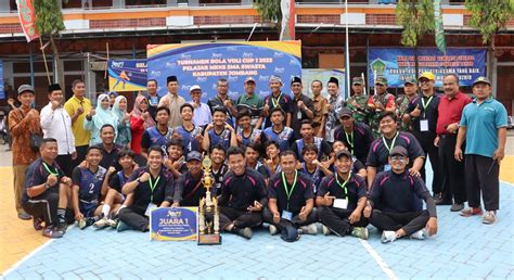 SMA Budi Utomo Perak Juara 1 Turnamen Bola Voli MKKS SMA SWASTA CUP 1