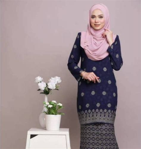 Mode Baju Kurung Modern Cocok Untuk Formal Dan Santai