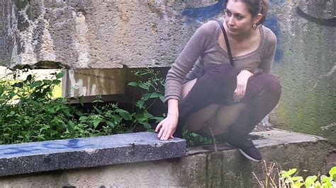 Desperate Brunette Needs To Piss Twice On A Walk XHamster