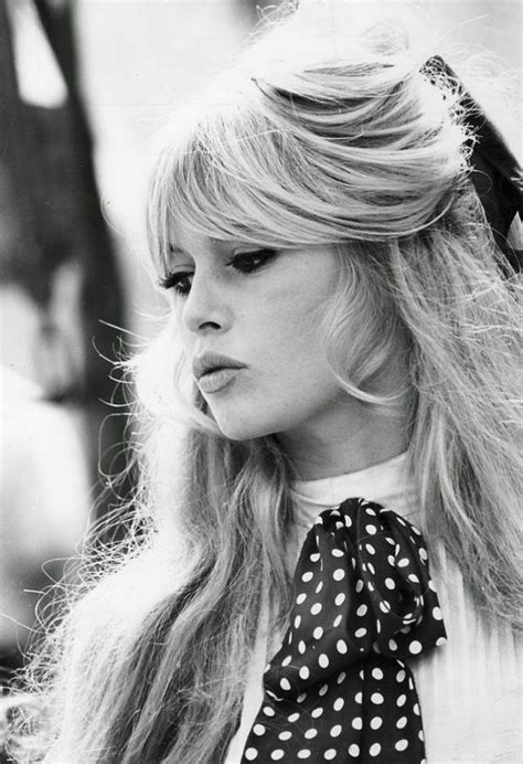 Iconic Women Brigitte Bardot 07 Famous Hairstyles Celebrity Hairstyles