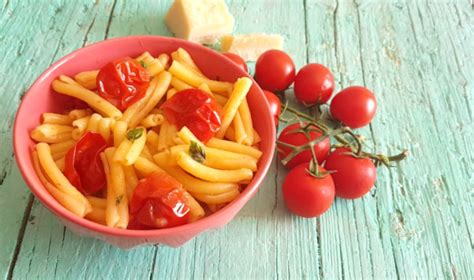 Ricetta Pasta Con Pomodorini Freschi