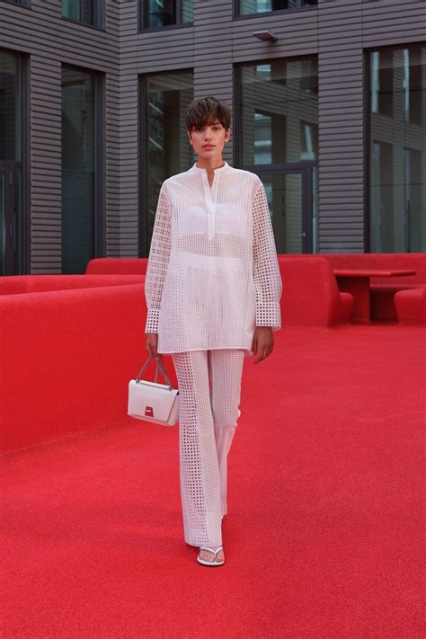 Pantalones Naked C Mo Son Y Cu Les Son Las Maneras De Llevarlos En Vogue