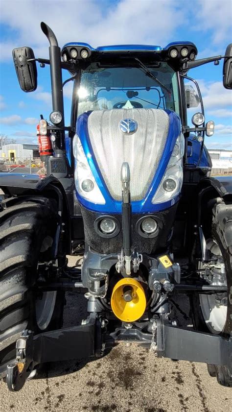 New Holland T7 225 AutoCommand Traktorer Lantbruk Begagnade Maskiner