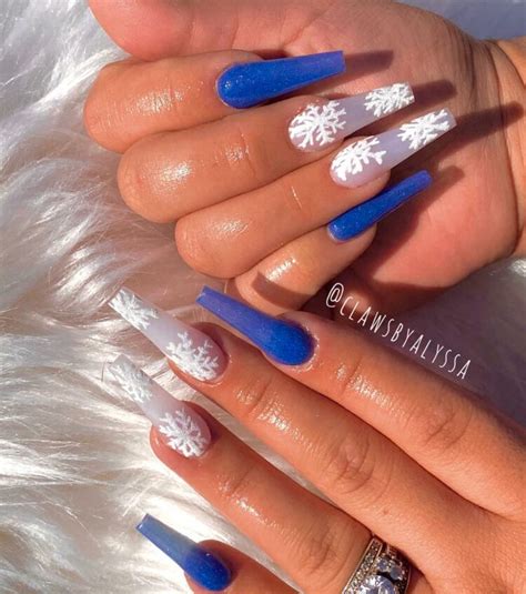 30 Perfect Blue Winter Nail Designs For All Nail Lengths 2025