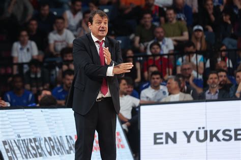 Panathinaikos Appoint Ataman As Coach Can Assumes Efes Reins Daily Sabah