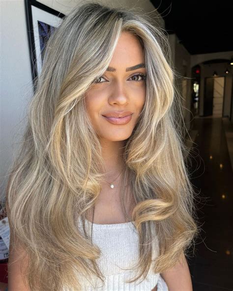 Pretty Blonde Highlights To Play Around With Your Hairstyle In