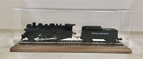 36 O Scale Model Train Display Case With Walnut Base 4559913412