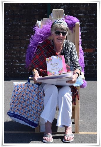 Mrs Dawson Says Goodbye To Ejs