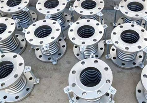 304 Stainless Steel Expansion Joints Flanged Welded Compensator