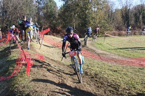 Cyclo Cross Trois Coureurs Du Team Sts De Saint Savin Sacr S