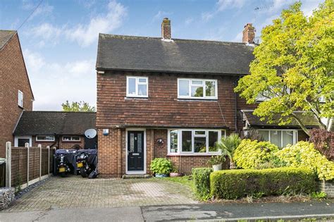 3 Bed Semi Detached House For Sale In Yew Tree Drive Guildford Surrey