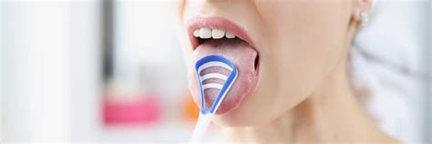 Top 7 Benefits of Using a Tongue Scraper