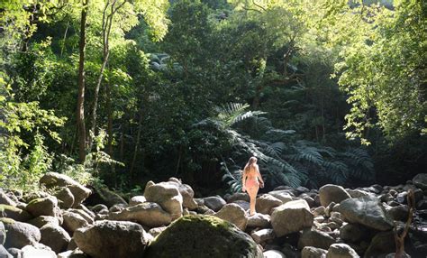 Hawaii Waterfall – Hawaii Wedding Photographer