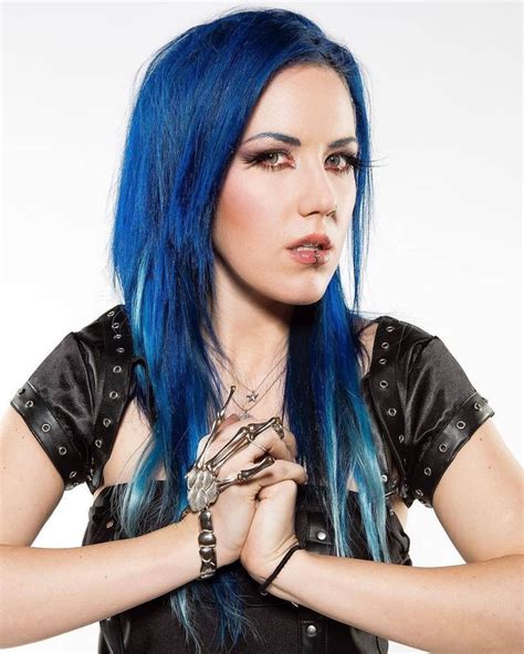 1383 Me Gusta 17 Comentarios Alissa White Gluz💙 Bluemetalqueen