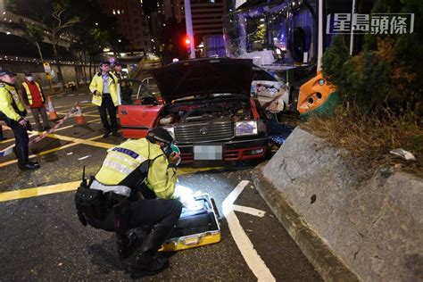 灣仔奪命車禍｜城巴：巴士按照交通燈號指示行駛 對兩乘客不幸離世非常難過 星島日報