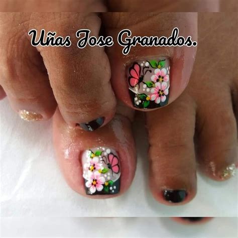 Pin de esneda cruz en Manicura de uñas Uñas manos y pies Manicura de