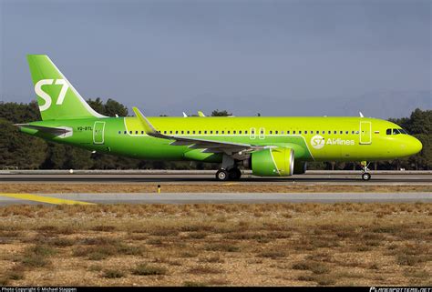 Vq Btl S Siberia Airlines Airbus A N Photo By Michael Stappen