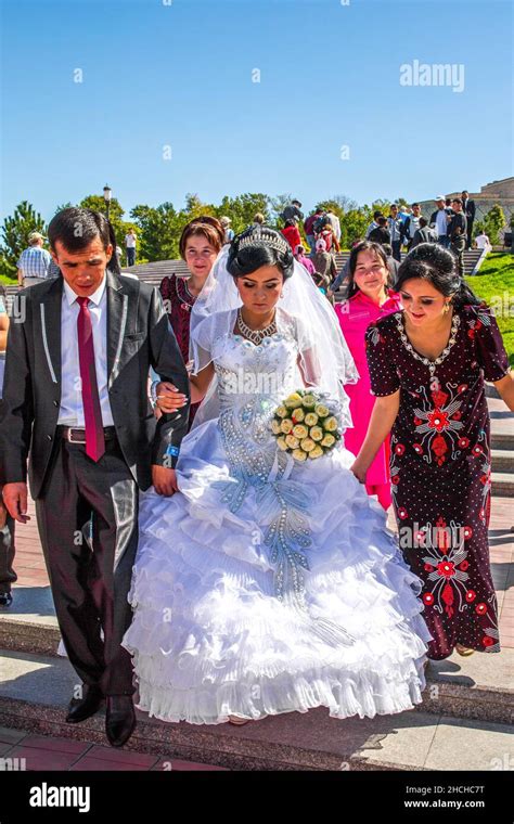 Bridal Couple Wedding Uzbekistan Uzbekistan Stock Photo Alamy