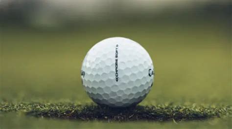 Golf Balls Buying Guide (How To Find The BEST Balls)