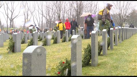 Thousands of wreaths placed on veterans’ graves at Indiantown Gap Cemetery for Wreaths Across ...