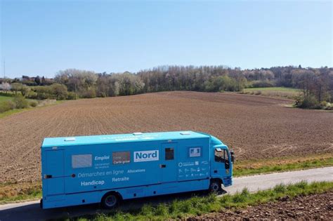 Le Camion Bleu France Service Vous Aide Dans Vos D Marches Mairie De