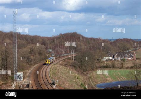 Northern Rail Class 158 Sprinter Train 158782 Passing A Gsm R Mast On The Sweeping Curve At