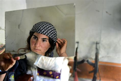 Alfred Yaghobzadeh Photography Yazidi Women Fighting Isis