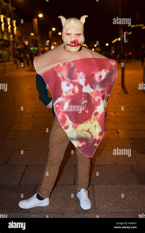 Pizza halloween costume – Telegraph