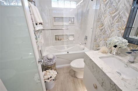 Small Bathroom Renovation Ideas - renovateme! Bathroom Reno Experts