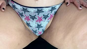 Colombiana Mostrando su gran coño latino Casero real XVIDEOS