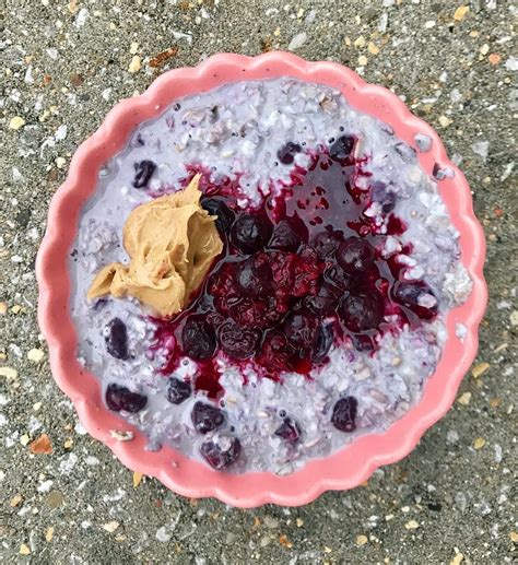 Blueberry Overnight Oats 12 Cup Rolled Oats 12 Cup Unsweetened Vanilla Almond Milk