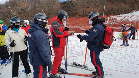 Controlli Sulle Piste Da Sci Una Decina Di Multe AllAlpe Di Mera