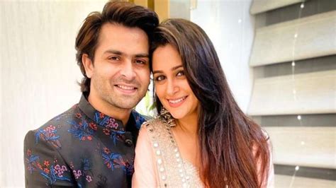 Shoaib Ibrahim Has Perfect Answer For Fan Who Wants To Flirt With Wife