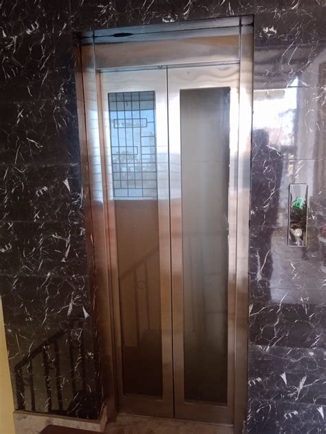 Path Elevators Traction Elevators Glass Passenger Elevator With Machine Room Maximum Speed