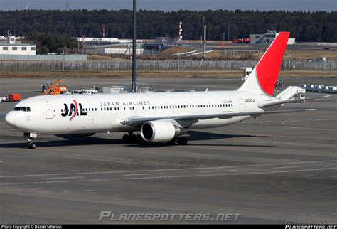 Ja J Japan Airlines Boeing Er Wl Photo By Daniel Schwinn Id