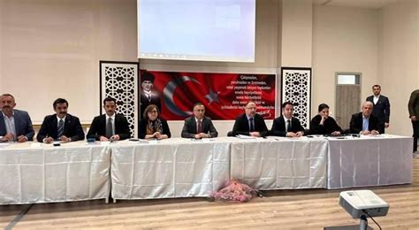 Gaziantep Valisi Muhtarlarla Bir Araya Geldi Gaziantep Islahiye