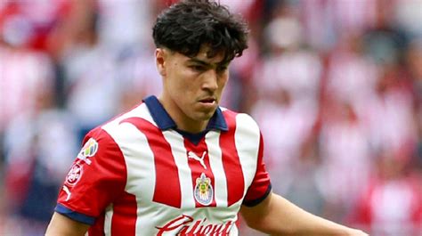 Chivas Erick Gutiérrez se crece y lanza mensaje a la afición de cara a