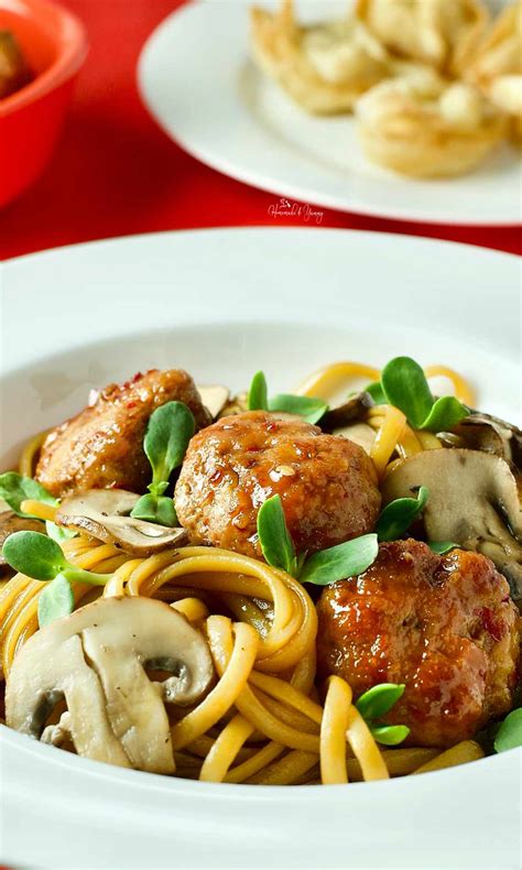 Chinese Spaghetti and Meatballs (Asian Fusion) | Homemade & Yummy