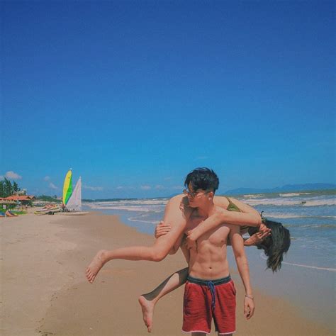 Nhân dịp Valentine học ngay kiểu chụp ảnh nghìn like từ các cặp đôi hot nhất MXH