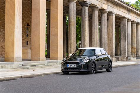 Mini Cooper 5 Door Resolute Edition 052022