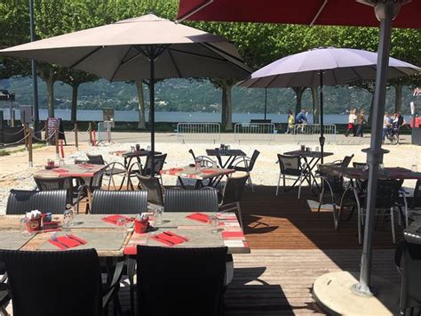 Chez Les Filles Resteau Au Bord Du Lac Aix Les Bains Ristorante