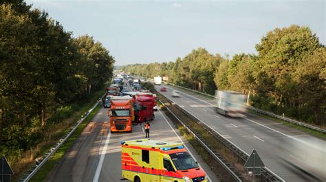 Lkw Unfall Auf Der A Bilder