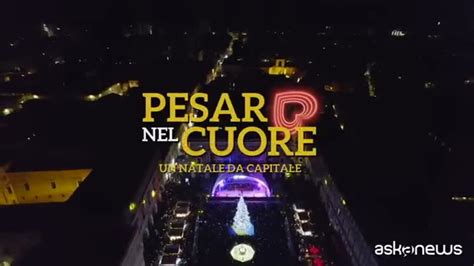 Pesaro Capitale Della Cultura Accende Il Suo Albero Di Natale